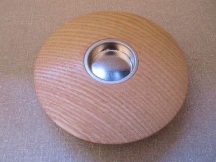 Tea light holder by Paul Hunt